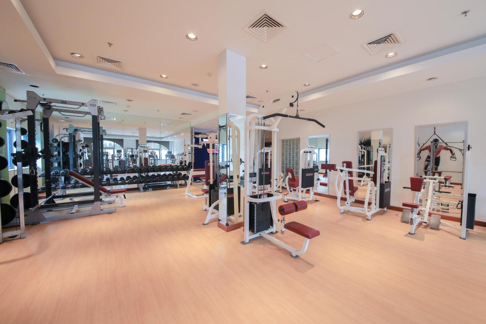 Ajman Hotel & Villas By Blazon Hotels Exterior foto The gym at the Grand Hyatt Hotel, Dubai