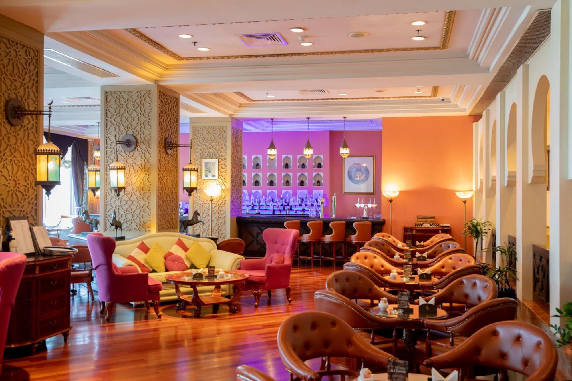 Ajman Hotel & Villas By Blazon Hotels Exterior foto The lobby