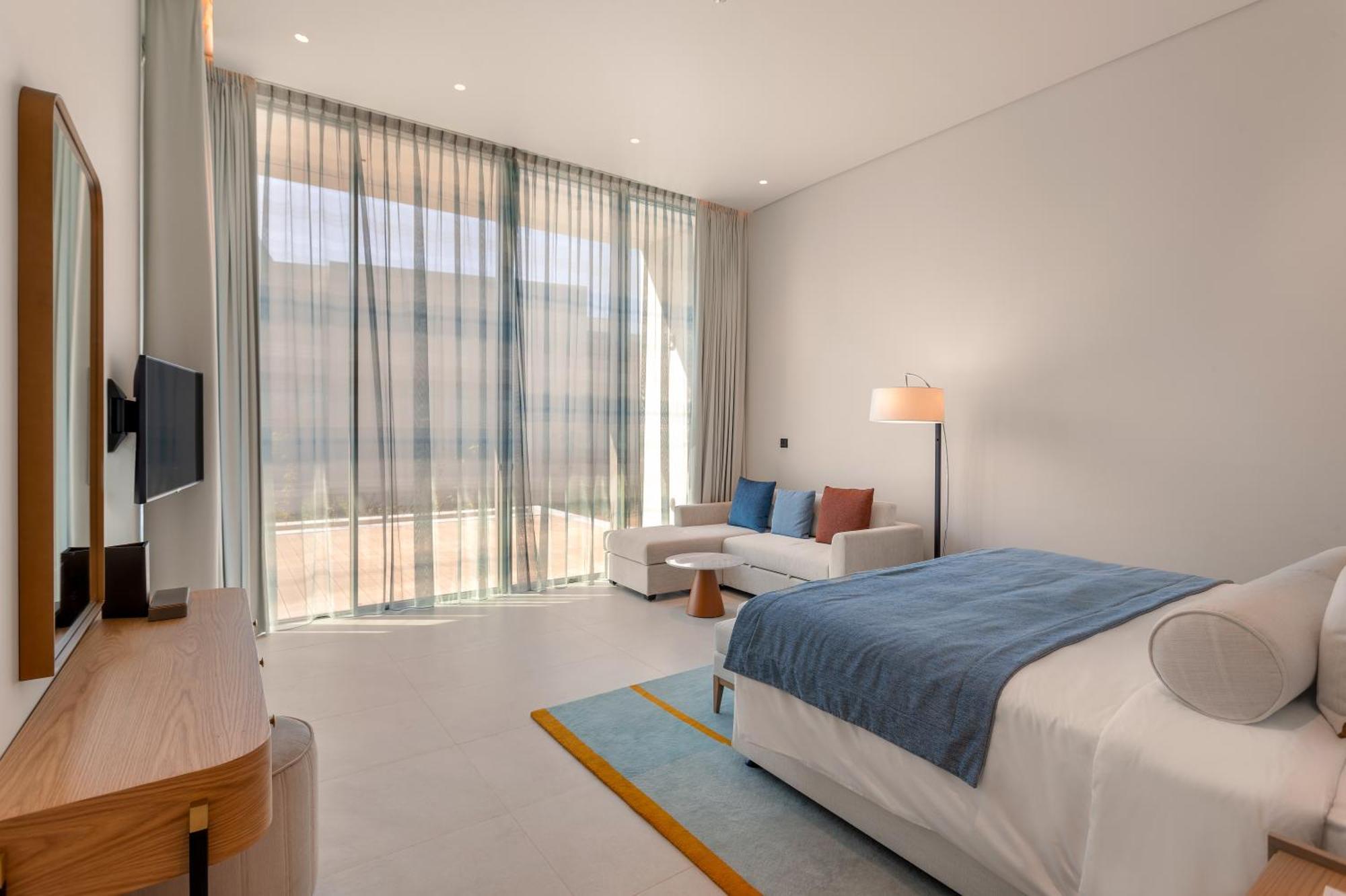 Ajman Hotel & Villas By Blazon Hotels Exterior foto Deluxe room